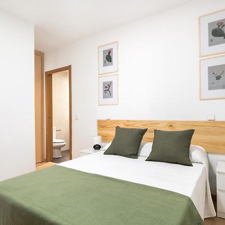 Apartamento En La Avenida De La Albufera Alquiler Temporal Madrid Bagian luar foto