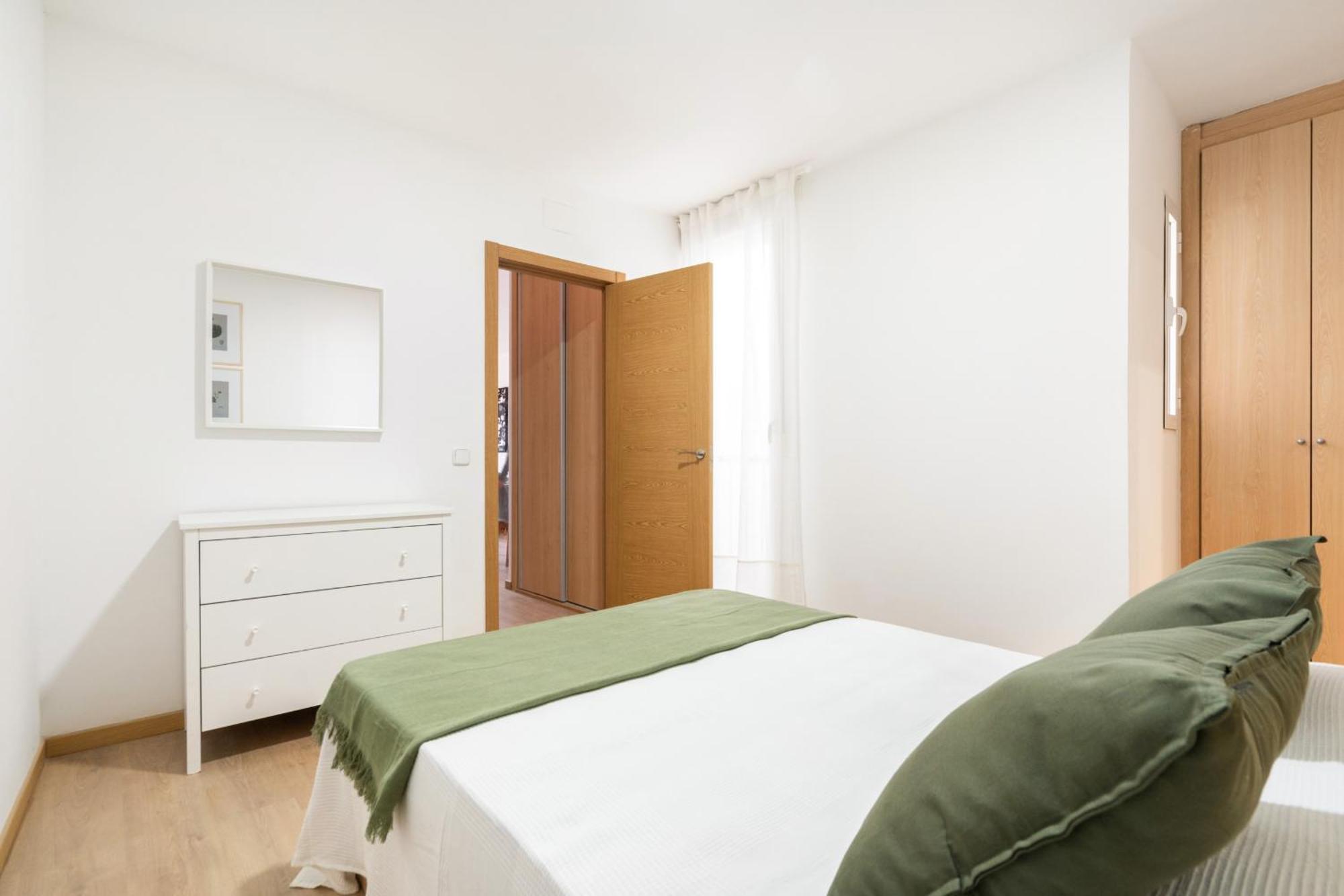 Apartamento En La Avenida De La Albufera Alquiler Temporal Madrid Bagian luar foto