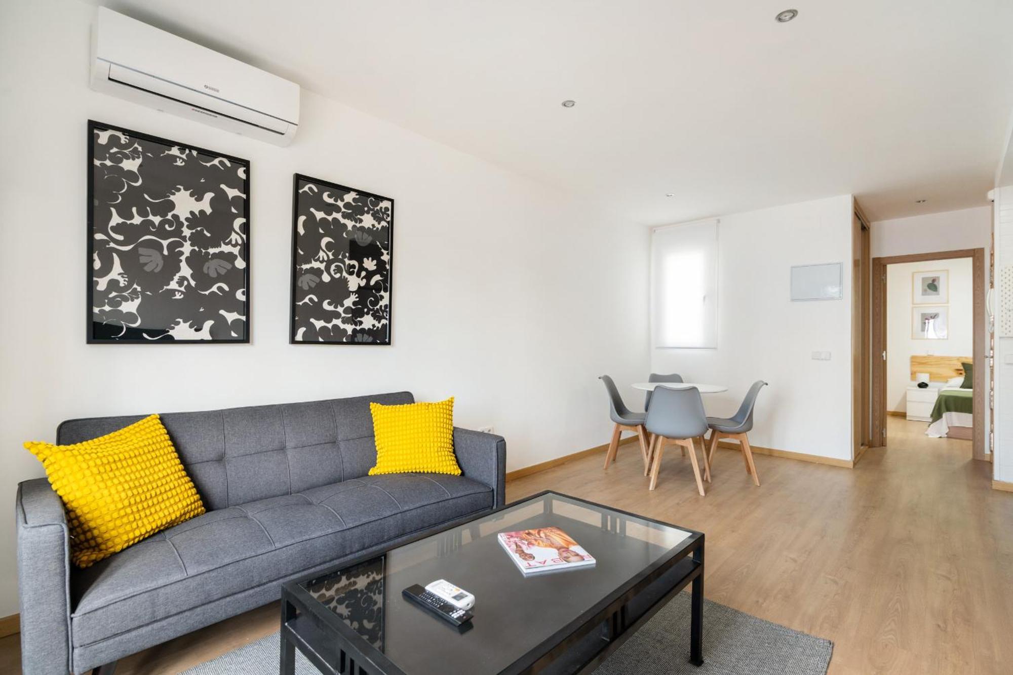 Apartamento En La Avenida De La Albufera Alquiler Temporal Madrid Bagian luar foto